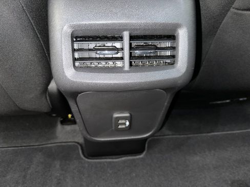 Certified 2024 Chevrolet Equinox LT image 20