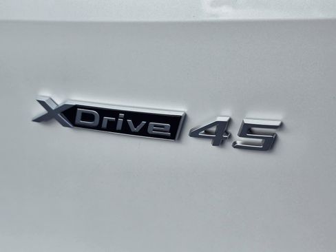 New 2026 BMW iX xDrive45 w/ M Sport Package image 4