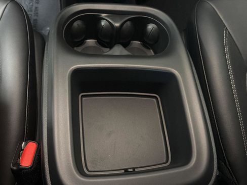 New 2026 Chrysler Pacifica Select FWD image 27