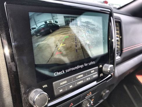 Used 2022 Nissan Frontier PRO-4X w/ Off-Road Protection Package image 17