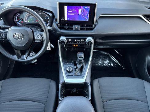 Used 2023 Toyota RAV4 LE image 12