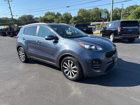 Used 2017 Kia Sportage EX w/ EX Premium Package FWD image 3