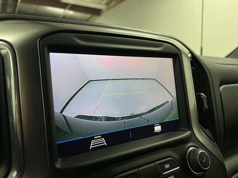 Certified 2022 Chevrolet Silverado 2500 LT w/ Convenience Package image 15