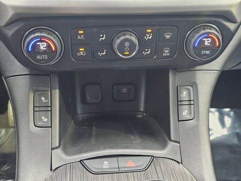 Used 2019 GMC Acadia SLT image 70