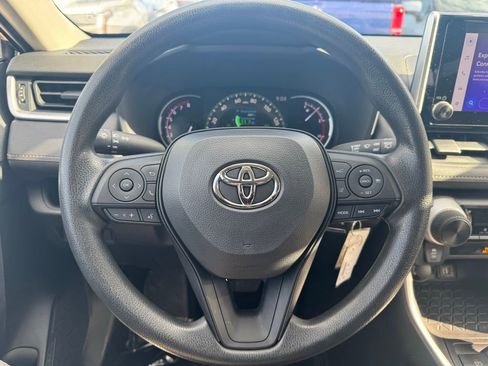 Certified 2023 Toyota RAV4 LE AWD/4WD image 24