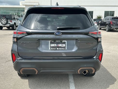 Used 2025 Subaru Forester Sport AWD/4WD image 7