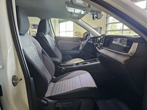 New 2026 Volkswagen Tiguan S image 10