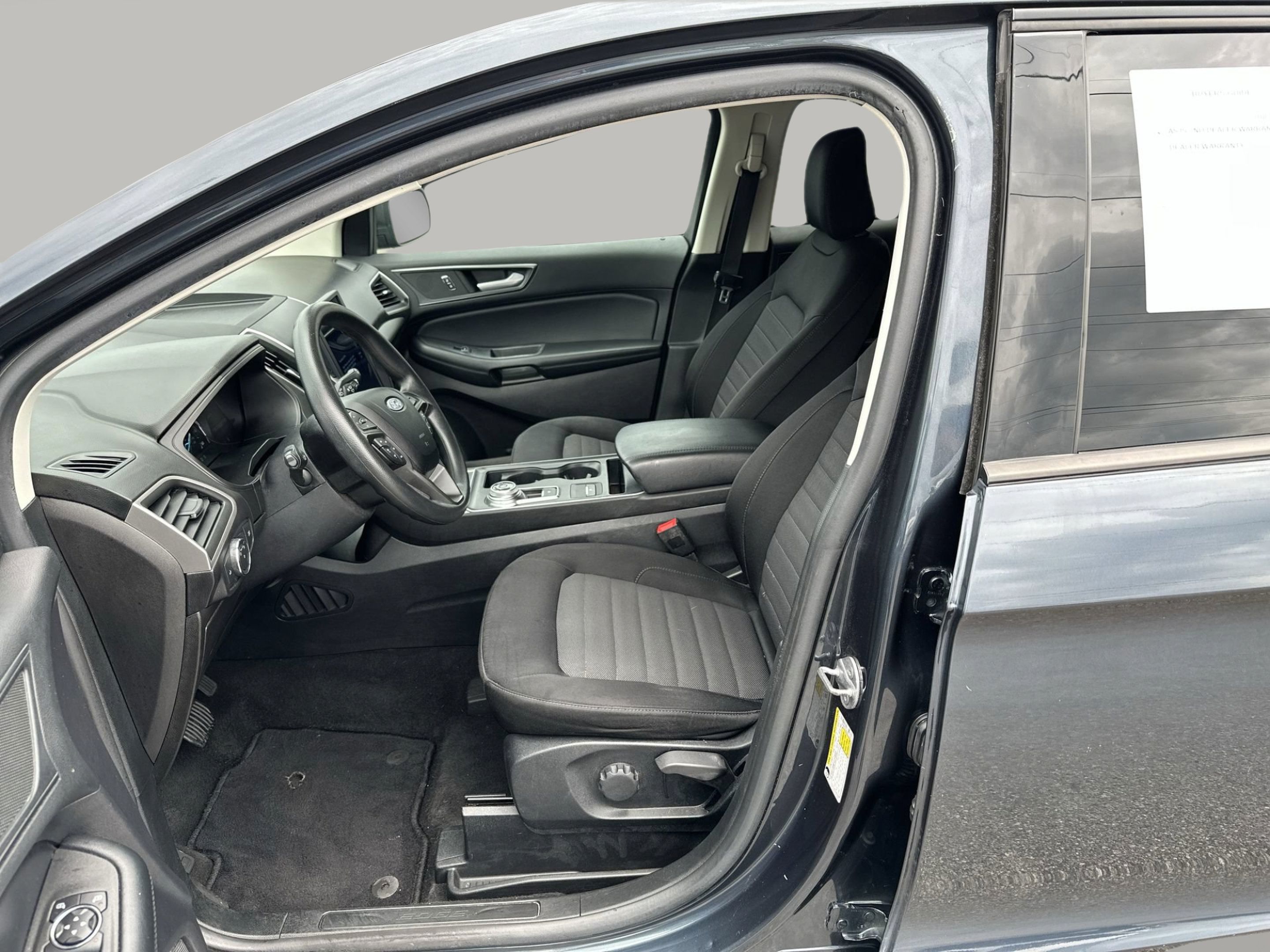 Used 2022 Ford Edge SE AWD/4WD image 13