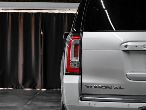 Used 2020 GMC Yukon XL Denali RWD image 58