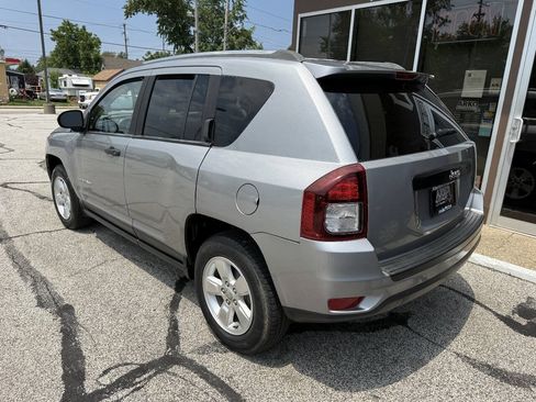 Used 2014 Jeep Compass Sport FWD image 7