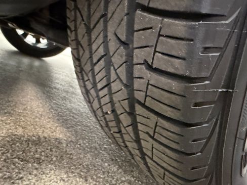 Used 2019 Nissan Sentra SR image 28