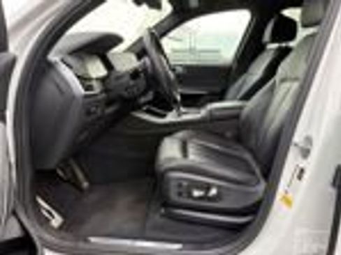 Used 2022 BMW X5 sDrive40i w/ M Sport Package image 8