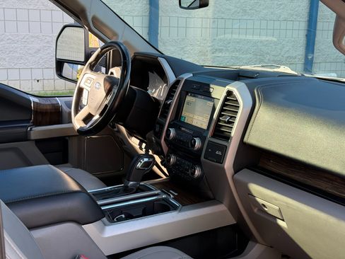 Used 2018 Ford F150 Lariat w/ Equipment Group 502A Luxury image 19
