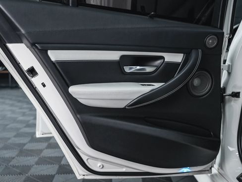 Used 2018 BMW M3 Sedan RWD image 45