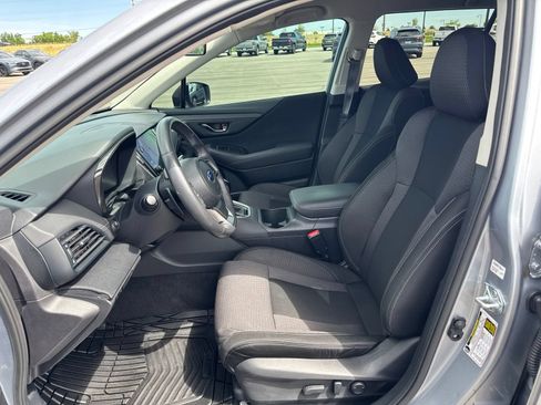 Used 2024 Subaru Outback Premium AWD/4WD image 9