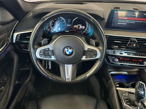 Used 2018 BMW 530e RWD image 16