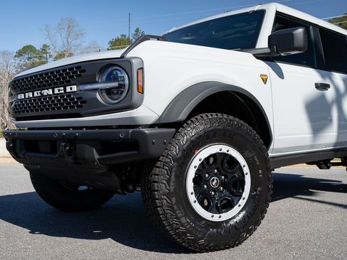 New 2026 Ford Bronco Badlands AWD/4WD image 6