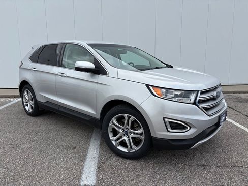 Used 2016 Ford Edge Titanium w/ Technology Package AWD/4WD image 7
