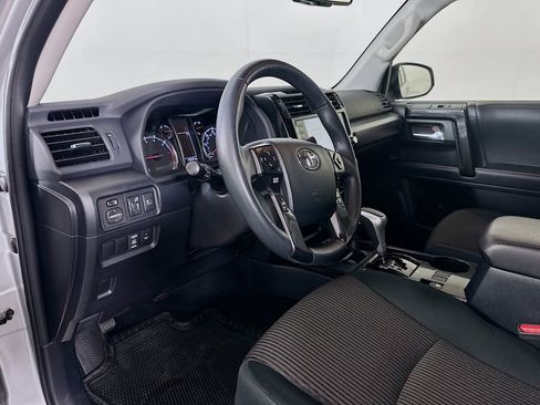 Certified 2024 Toyota 4Runner TRD Off-Road AWD/4WD image 9
