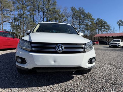 Used 2014 Volkswagen Tiguan SEL image 2