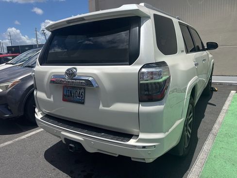 Used 2020 Toyota 4Runner Limited RWD image 3