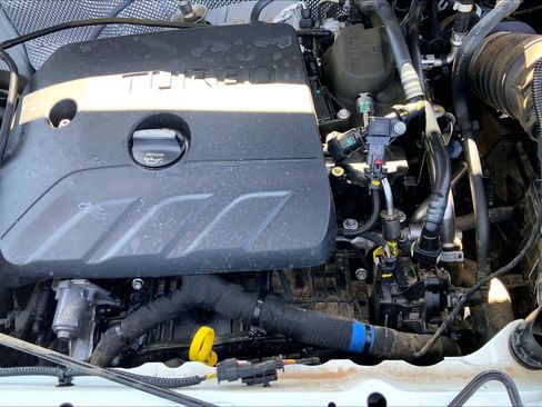 Used 2025 Buick Encore GX Sport Touring w/ Advanced Technology Package FWD image 31