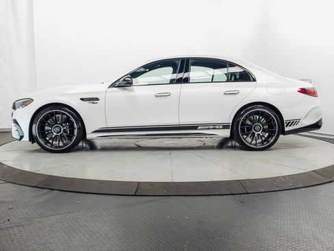 Certified 2025 Mercedes-Benz E 53 AMG e 4MATIC Sedan w/ Driver Assistance Package image 4