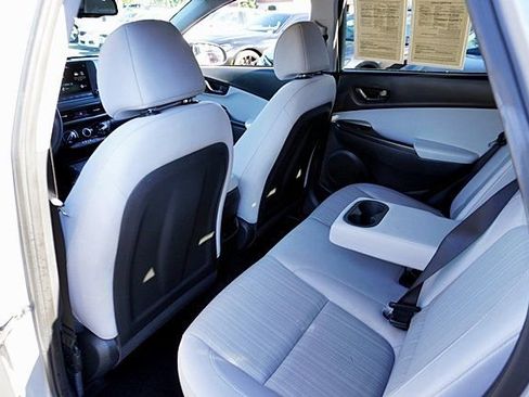 Certified 2023 Hyundai Kona SEL image 17