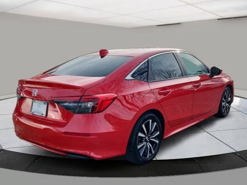 Used 2022 Honda Civic EX image 5