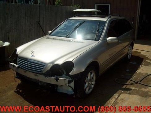 Used 2002 Mercedes-Benz C 320 Wagon image 2