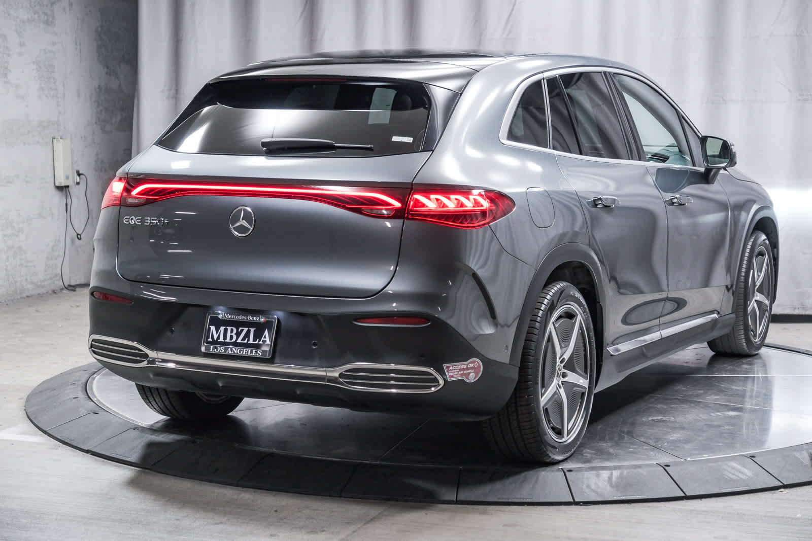 Certified 2023 Mercedes-Benz EQE 350+ SUV image 4