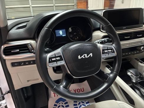 Used 2022 Kia Telluride EX FWD image 20