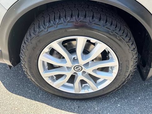 Used 2022 Nissan Rogue Sport S AWD/4WD image 9
