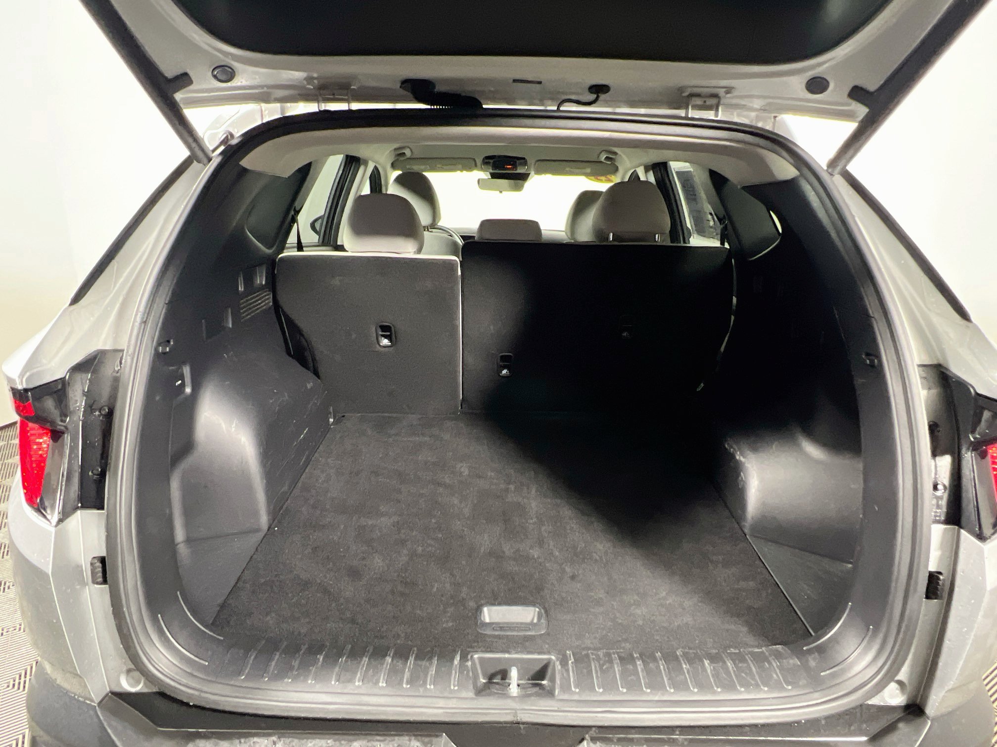 Used 2025 Hyundai Tucson SEL FWD image 33