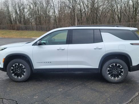 New 2026 Chevrolet Traverse Z71 w/ Enhanced Driving Package image 7