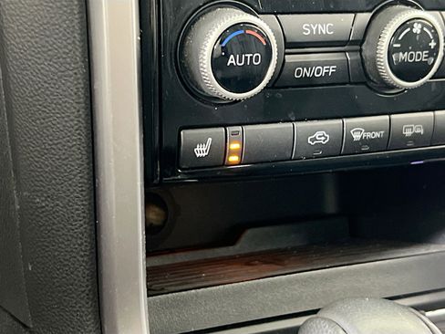 Used 2022 Subaru Ascent Premium w/ Convenience Package image 19