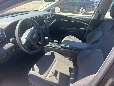 Used 2025 Toyota Camry LE FWD image 10