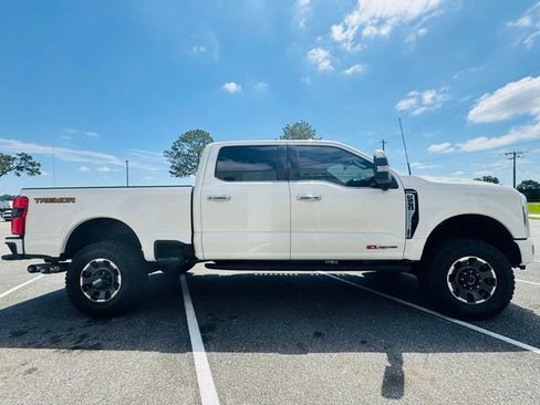 Used 2024 Ford F250 Platinum w/ Tremor Off-Road Package AWD/4WD image 35