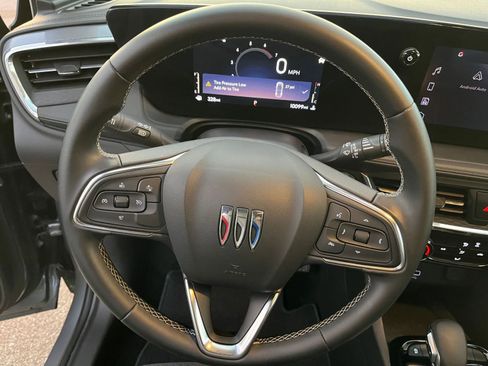 Used 2025 Buick Encore GX Preferred image 27