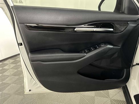 Used 2023 Kia Seltos S w/ Navigation Package FWD image 15