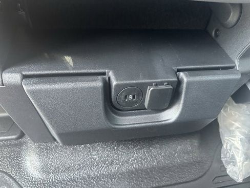 New 2025 Ford F550 4x4 SuperCab Super Duty w/ XL Chrome Package image 13