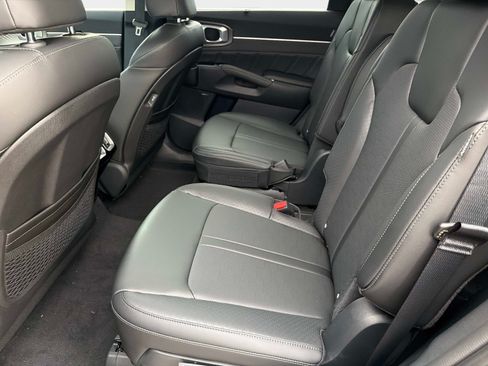 New 2026 Kia Sorento SX FWD image 11