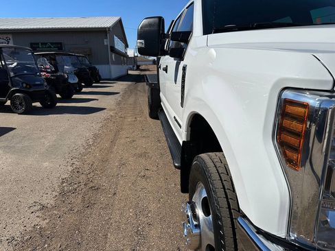 Used 2018 Ford F350 XL w/ Power Equipment Group AWD/4WD image 32