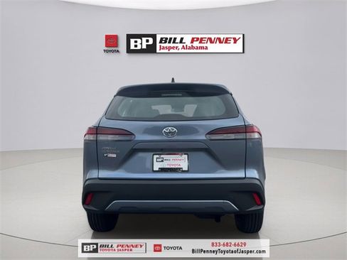 New 2026 Toyota Corolla Cross L image 4