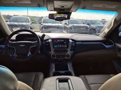 Used 2018 Chevrolet Suburban LT w/ Max Trailering Package AWD/4WD image 33