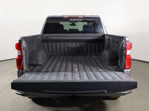 Used 2022 Chevrolet Silverado 1500 Custom w/ Safety Confidence Package RWD image 17