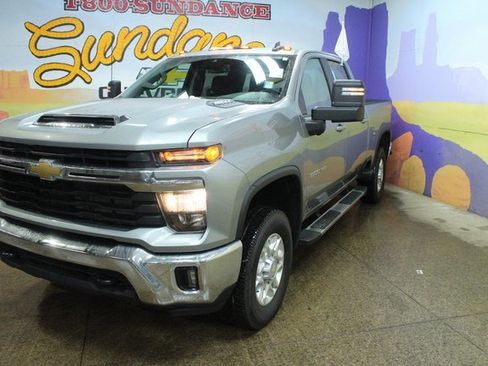 Certified 2024 Chevrolet Silverado 3500 LT w/ All Star Edition image 4