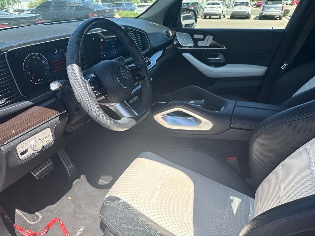 Used 2024 Mercedes-Benz GLE 350 4MATIC image 32