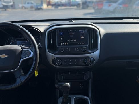 Used 2020 Chevrolet Colorado LT image 11