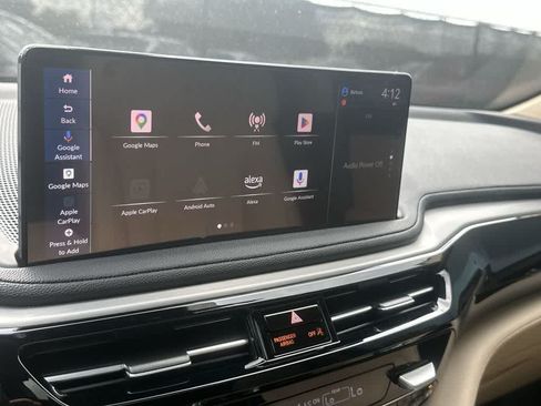 Used 2025 Acura MDX SH-AWD image 25